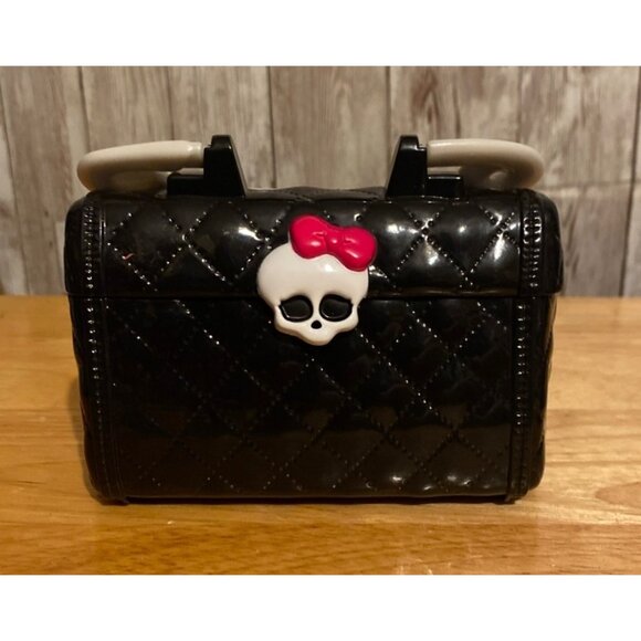 Monster High 2015 McDonald's Happy Meal Toy Mini Black Handbag Purse Skull Bow - Picture 1 of 7